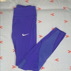 Nike drifting-fit leggings